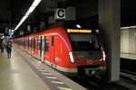 DB S-Bahn Rhein Main 430 154 als S8 am 27.01.18 in Frankfurt am Main Konstablerwache