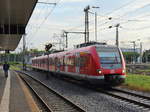 Einfahrt 422 038-0 mit 422 538-9 als S1 nach Bochum in den Hauptbahnhof von Düsseldorf am 27.