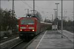 143 593 fhrt mit einer S1, von Dsseldorf nach Dortmund, in Bochum-Ehrenfeld ein.
