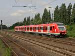 Einfahrt im Bahnhof Herne 422 004-2.