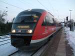 642 551 als S1 von Rostock Hbf Richtung Warnemnde kurz nach der Ankunft im Bahnhof Rostock-Bramow.(05.01.2011)  