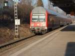 Als sich am 29.Januar 2011 die Rostocker S-Bahn Warnemnde-Rostock Hbf der Station Parkstrae nherte,war die Station noch Menschenleer,wenige Stunden spter strmtem die Fussballfans zum