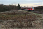 Im sanften Morgenlicht -    Ein S-Bahnzug zwischen Rommelshausen und Stetten-Beinstein.