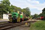 Brohltalbahn - Nacht der Vulkane - 26.07.2014. Die D1 setzt vor den abendlichen Personenzug in Brohl-Lützing. -- Komplette Bilderserie siehe http://www.schmalspuralbum.de/thumbnails.php?album=404