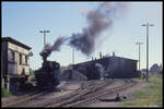 991542 verlässt hier am 3.5.1990 im Bahnhof Mügeln die Bekohlung und fährt zum Einsatz.