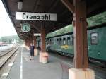 Bahnhof Cranzahl mit ausfahrbereiten Zug nach Oberwiesental am 12.08.04