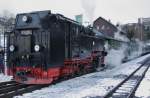 99 786 mit P1008 nach Cranzahl am Nachmittag des 30.12.2012 abfahrbereit im Bahnhof Oberwiesenthal.