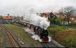 99 7247-2 (99 0247-9 | 99 247) dampft hinauf zum Brocken und wurde ganz zu Beginn ihrer Fahrt in Wernigerode Hbf fotografiert. Das Wetter war überhaupt nicht frühlingshaft, auf dem höchsten Berg Norddeutschlands noch umso weniger.

🧰 Harzer Schmalspurbahnen GmbH (HSB)
🚂 HSB 8943 Wernigerode Hbf–Brocken
🕓 29.4.2023 | 9:41 Uhr