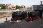 Hier links 99 7238-1 und rechts 99 7234-0, diese beiden Loks standen am 23.5.2011 in Wernigerode.