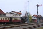 99 7245 steht mit P8920 in Richtung Wernigerode am 06.04.2012 abfahrbereit im Bahnhof Nordhausen-Nord.