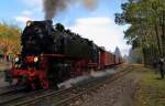 Ausfahrt von 99 222 mit P8920 zum Brocken am 17.10.2014 aus dem Bahnhof Drei Annen Hohne. (Bild 3)