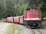 Am 25. April 2015 auf der Strecke zwischen Allerbach und Sorge  fährt 199 874-9 als Sonderfahrt N 89211 in Richtung Brocken. 