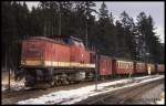 199861 am 18.2.1993 um 12.08 Uhr im Bahnhof Schierke mit Zug zum Brocken.