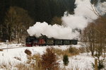 Scheineinfahrt von 99 6001 mit IG HSB-Sonderzug am Nachmittag des 15.02.2015 in den Bahnhof Eisfelder Talmühle.