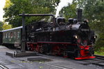 99 5901 mit IG HSB-Sonderzug am 17.10.2015 beim Wasserfassen im Bahnhof Drei Annen Hohne.