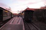 Drei Sonderzuggarnituren am Morgen des 06.02.2016 im Bahnhof Wernigerode.