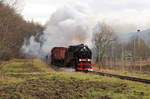 Vorbeifahrt von 99 222 mit Fotogüterzug am 06.02.2016 am ersten geplanten Fotostandort, im Rahmen einer Sonderzugveranstaltung der IG HSB.