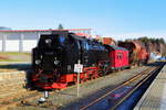 99 222 am 06.02.2016 mit dem HSB-Fotogüterzug bei Rangierarbeiten im Bahnhof Benneckenstein, welche im Rahmen einer Sonderzugveranstaltung der IG HSB stattfinden.