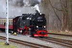 Ausfahrt von 99 7239 mit P8965 (Gernrode-Hasselfelde) am 07.02.2016 aus dem Bahnhof Alexisbad.