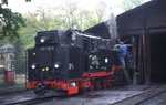 099739 wird am 16.5.1996 am Lokschuppen in Radeburg aufgerüstet.