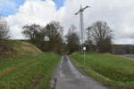 Bahnbild? Ja, denn dieser heutige Radweg war einst Teil der Schmalspurbahn Mosbach - Mudau ex Kbs 321f. Der Abschnitt befindet sich kurz hinter der ehemaligen berfhrung ber die Bahnstrecke Neckarelz - Osterburken.  Mosbach den 9.3.2020