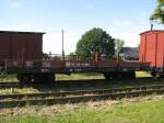 Schmalspur-Gterwagen RRw [97-55-51] der ehem.  DR  fr den  POLLO , Mesendorf [20.08.2011]