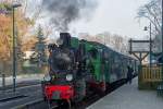 Der Rasende Roland erhält auf dem Bahnhof Göhren den Abfahrauftrag. - 09.03.2016