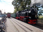 Am 19.September 2016 hielt die 99 1784,mit ihrer Fuhre nach Lauterbach Mole,in Baabe.