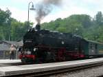 Die Weieritztalbahn (99 1746-9) bei Ausfahrt aus dem Bahnhof Rabenau! (Aufgenommen am 13.6.2010)    Mehr Bilder?  http://jonas-verkehrsbilder.startbilder.de 