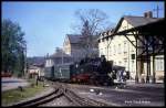 991769 fährt am 3.5.1990 mit dem P 14269 aus Freital Hainsberg in den Bahnhof Dippoldiswalde ein.