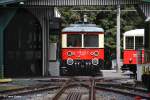 VT 479 203-2 + 201-6 stehen bereit als Zug 29930 nach Cursdorf, Oberweißbacher Bergbahn, KBS 563 Lichtenhain - Cursdorf, fotografiert im Bhf. Lichtenhain am 17.06.2011 --> vor den Triebwagen ist die Drehscheibe zu sehen, links das Gleis zur Steilstrecke der Standseilbahn und rechts der Aufsetzwagen 