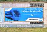 Hier entsteht ihr neuer Haltepunkt Meinsdorf. Blick auf das Plakat welches auf die Modernisierung bzw dem Neubau des Haltepunktes Meinsdorf hinweist.

Meinsdorf 24.07.2020