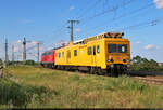 Oberleitungsrevisionstriebwagen (ORT) 708 306-6 (188 306-5) wird von 219 001-5 (V 169 001) nach Cottbus überführt.
Nachschuss an der Leipziger Chaussee (B 6) in Halle (Saale).

🧰 DB Netz AG, Maschinenpool | LokRapid
🕓 24.6.2023 | 18:08 Uhr