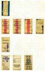 Edmonson'sche Fahrkarten der Deutschen Bundesbahn: Oben eine Bahnsteigkarte für den Düsseldorfer Hauptbahnhof, in der 2. und 3. Reihe Schnellzugzuschlagkarten, 4. Reihe Platzkarten