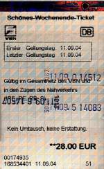 OLDENBURG, 11.09.2004, Schönes-Wochenende-Ticket, gelöst am Automaten im Hauptbahnhof Oldenburg/Oldb.