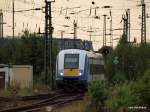 NOB 80530 nach Westerland/Sylt wird in der Abenddmmerung des 6.07.09 auf Gleis 8 in Hamburg-Altona bereitgestellt.