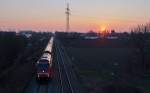 Die letzten 5 Minuten des 09.03.16 mit Sonnenschein wurden genutzt, um 245 014-6 mit ihrem Doppelstockzug nach Mühldorf bei Heimstetten abzulichten.