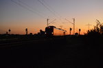 RB 33 nach Duisburg bei Wickrathhahn am Abend des 5.10.2016