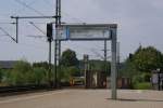 Der Bahnhof von Schleswig befindet sich wie auch dieser Zugzielanzeiger  im Charme der 1990er Jahre.Bild vom 7.8.2007.