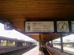 Zugzielfalschanzeiger im Gttinger Bahnhof am 01.06.2008. Der Anzeiger zeit den ICE 72 von Zurich HB nach Hamburg-Altona. Im Bahnhof Gttingen zeitgt er folgenden Zuglauf an: Friedland - Eichenberg - Kassel (dies ist die Nahverkehrsstrecke)! (Handybild)