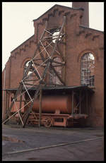 Am 14.4.1992 stand die Thermolok Henschel Nr. 12469 in der abgebildeten Weise im Industriemuseum in Delmenhorst.