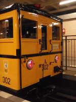 Ein historischer U-Bahnwagen aus Berlin im Bahnhof Olympiastadion am 16.3.13