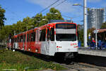 Bonns neueste Zweiterstellung 7758 (Nr. 22) an der Haltestelle Olof-Palme-Allee in Bonn als Linie 66 am 04.10.2022.