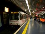 Tw 8373 steht als Linie 66 im Bonner Hauptbahnhof (tief). Aufgenommen am 25.10.2009