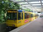 Essen: Die U11 nach U-Bahnhof Gelsenkirchen Buerer Strae im U-Bahnhof Essen Messe/Gruga.(3.7.2012)


