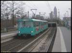 Hinter der Station Industriehof / Neue Brse trennen sich die Strecken der Linien U6 zur Heerstrae und U7 nach Hausen, bis dahin benutzen sie ab Station Zoo die gleiche Trasse.