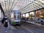 ÜSTRA Hannoversche Verkehrsbetriebe TW2000 Wagen 2037 17.11.17 in Hannover