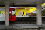 Kleine U-Bahn-Impression -

... aus Köln. U-Haltestelle Hans-Böckler-Platz/Bf. West an den Linie 3,4 und 5.

Im Bild versteckt hat sich ein Selbstportrait ;-)

16.10.2019 (M)