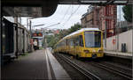 Bopser-Bildvarianten -    Vorne neigt sich der Stadtbahnzug schon nach unten in die steile Gefällstrecke vollends hinunter in den Stuttgarter Talkessel.