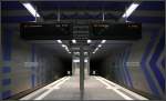 Kurzer Bahnsteig -     Mit 40 Meter Bahnsteiglänge ist der U-Bahnhof  Kirchtalstraße  die kürzeste unterirdische Station in Stuttgart.